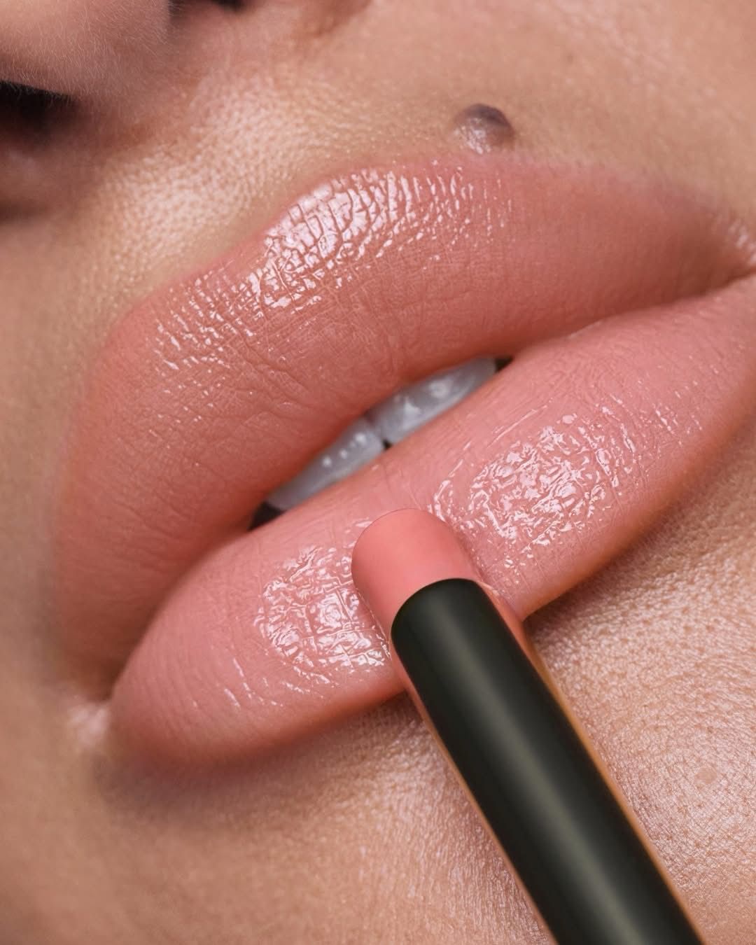 Lip Shine Stylo - 50 - Day Out