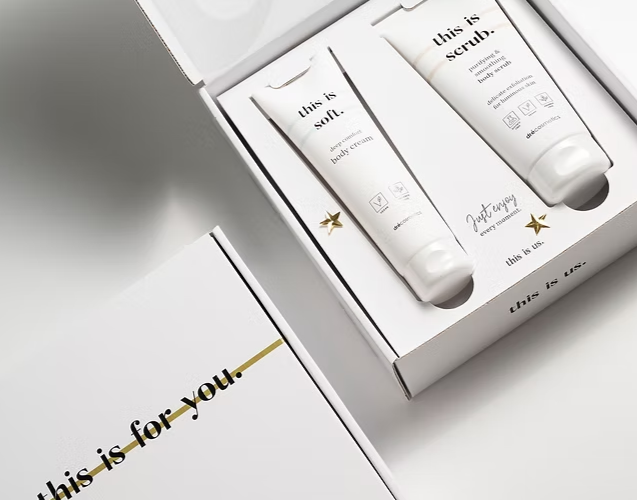Package This is us - Body Cream 150 ml and Body Scrub 200ml